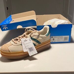 NEW Adidas Gazelle Bold Cream and Teal Sneakers